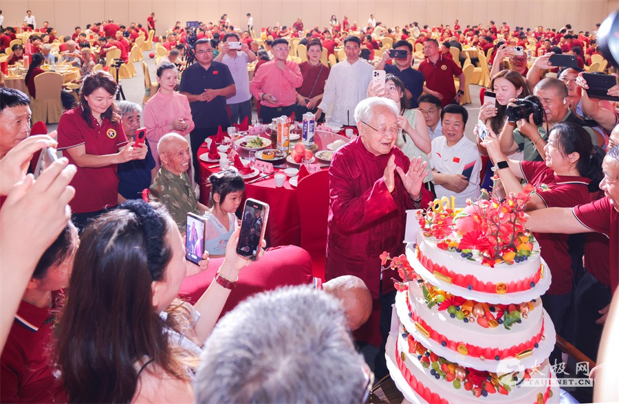 陈全忠大师百岁华诞